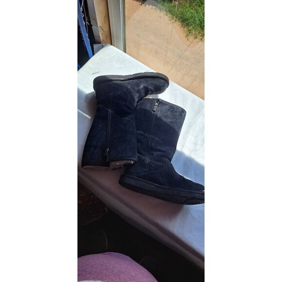 Ugg Australia Size 9 Women's Black Winter Boots 1895 - Picture 5 of 11